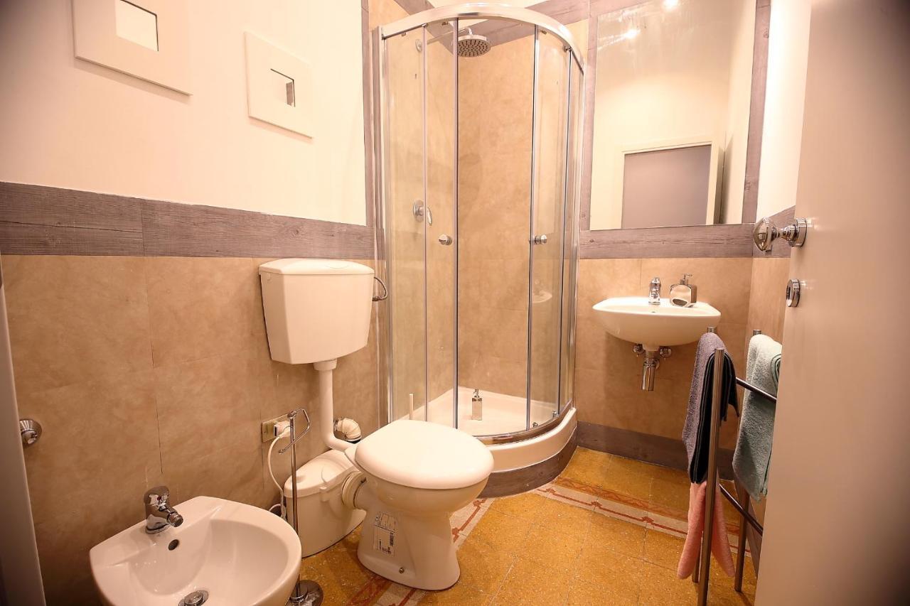 Bari Centro _ Locazioni Turistiche _ Hotel Buitenkant foto
